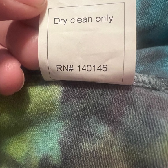 TOV Los Angles tie dye pull on midi skirt with pockets and zipper accent - Picture 6 of 7